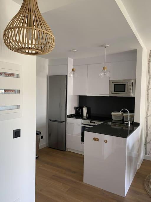 Precioso Apartamento Con Terraza Y Piscina En Portonovo-Sanxenxo Ngoại thất bức ảnh