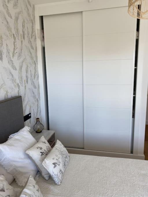 Precioso Apartamento Con Terraza Y Piscina En Portonovo-Sanxenxo Ngoại thất bức ảnh