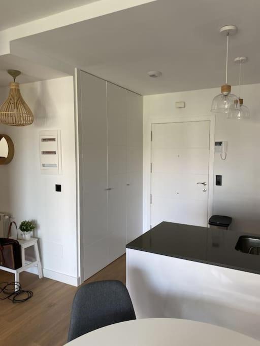 Precioso Apartamento Con Terraza Y Piscina En Portonovo-Sanxenxo Ngoại thất bức ảnh
